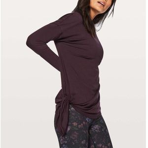 Lululemon To The Point Long Sleeve - Sz 6